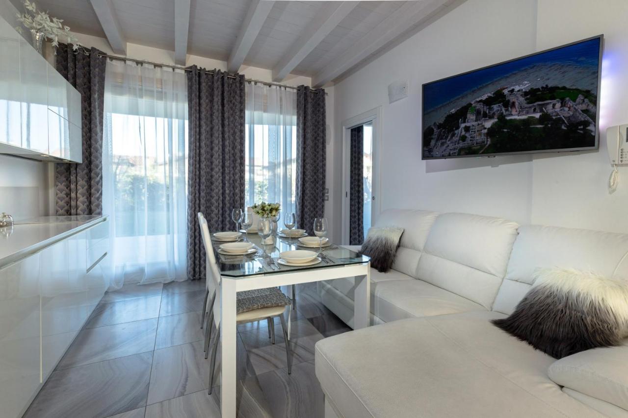 Apartment Blue Laguna سيرمِيوني المظهر الخارجي الصورة