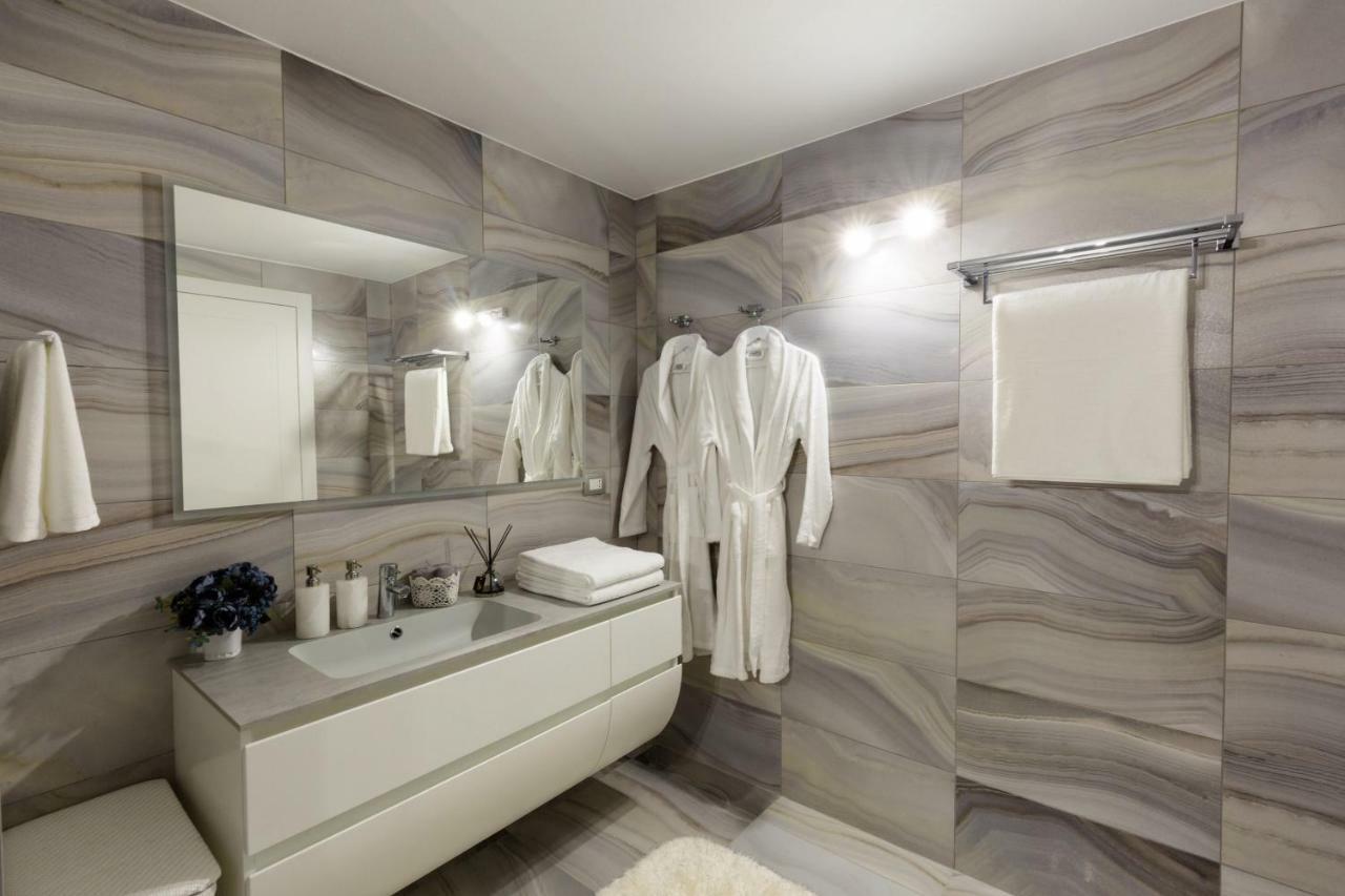 Apartment Blue Laguna سيرمِيوني المظهر الخارجي الصورة